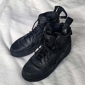 Nike SF Air Force 1 mid black sz mens 8